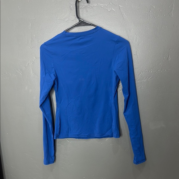 SKIMS Fitted Blue Long Sleeve Tee - Picture 3 of 3